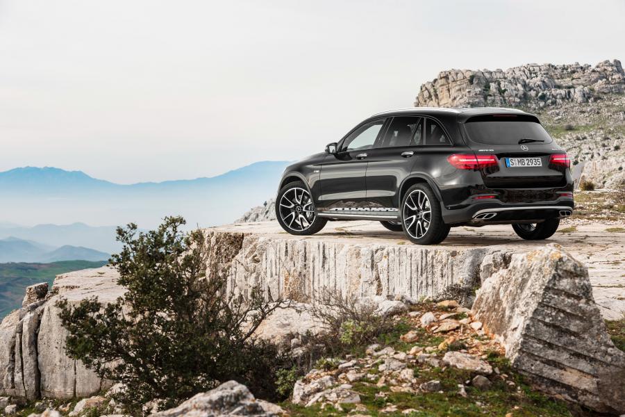  Mercedes-AMG GLC43 4Matic 2016 года  (фото 5 из 24)